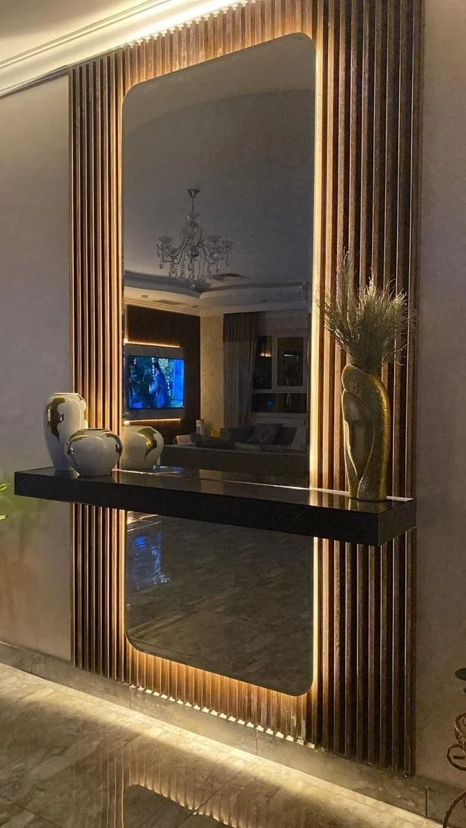 المرايا والديكور الزجاجي